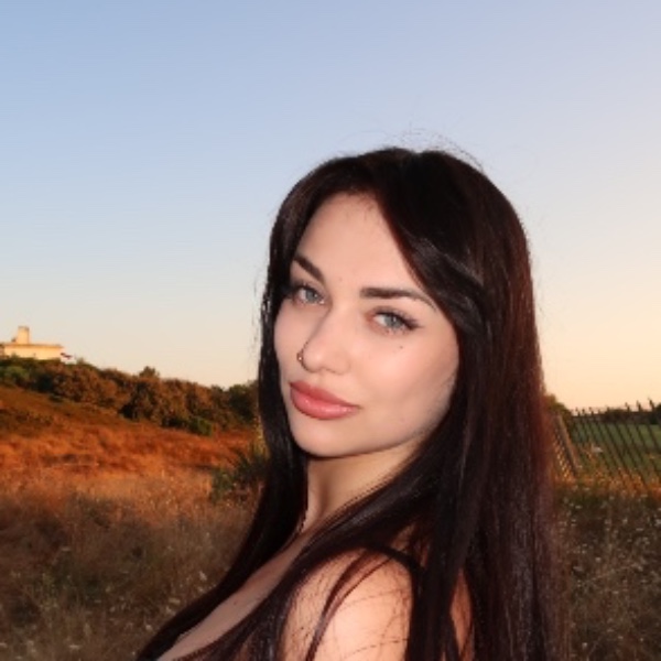 Alona