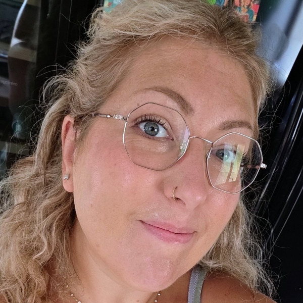 caroline