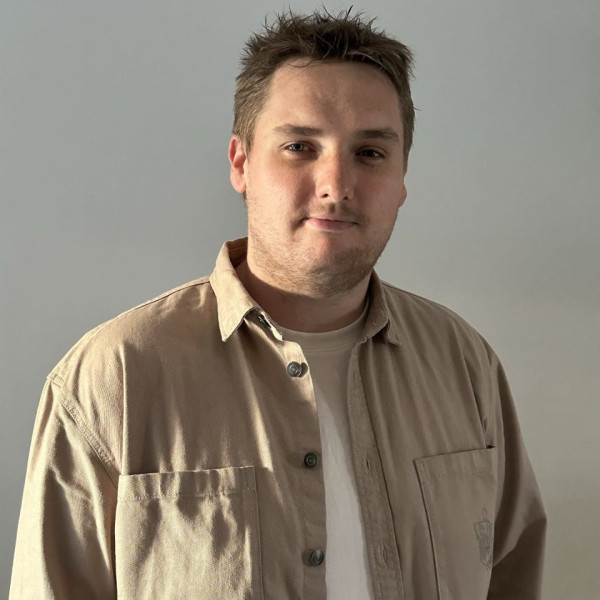 Léo