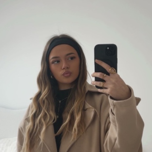 Chloé