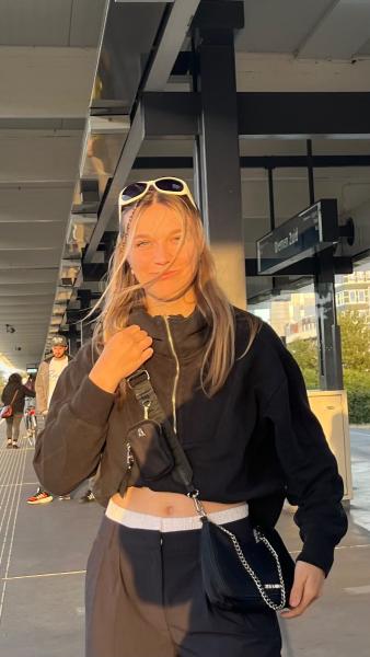 Julie